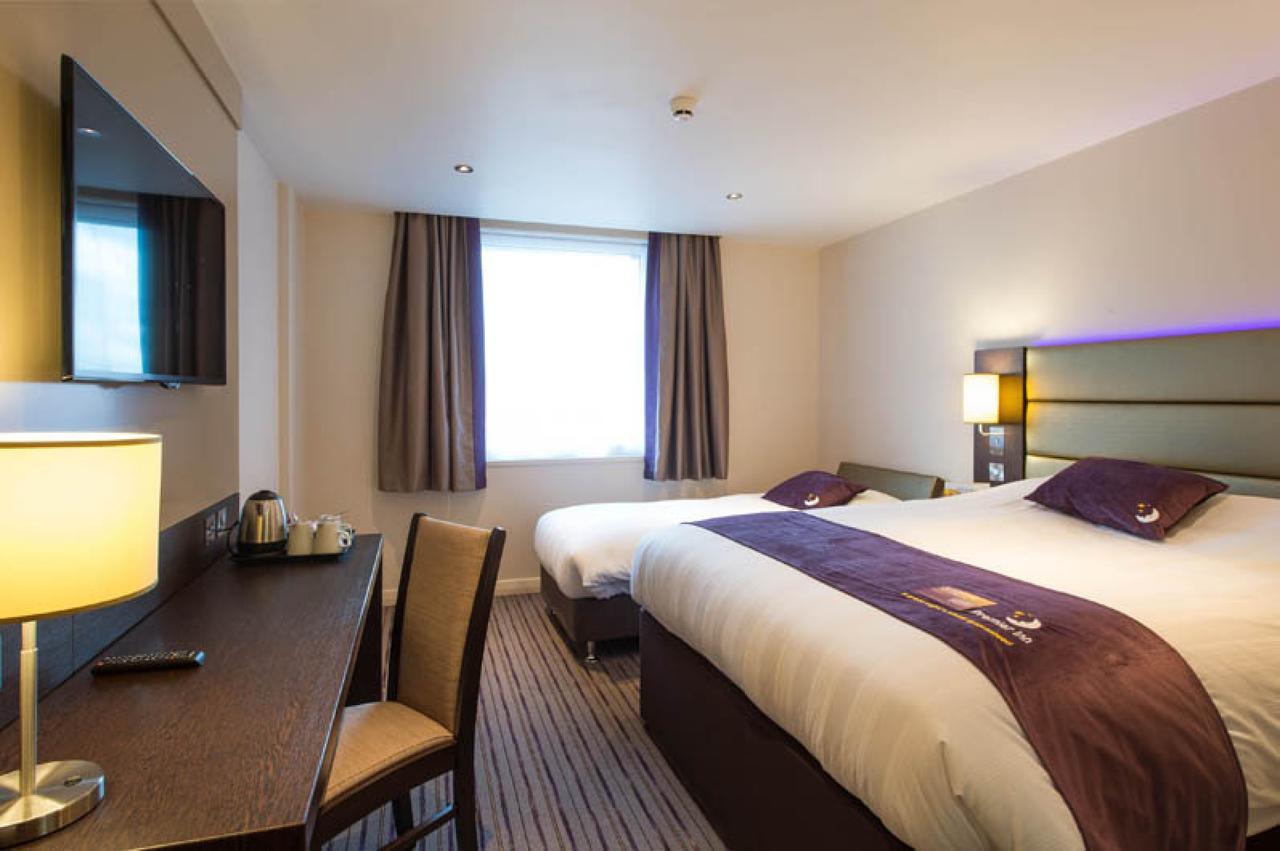 Premier Inn Glasgow Pacific Quay Exterior foto